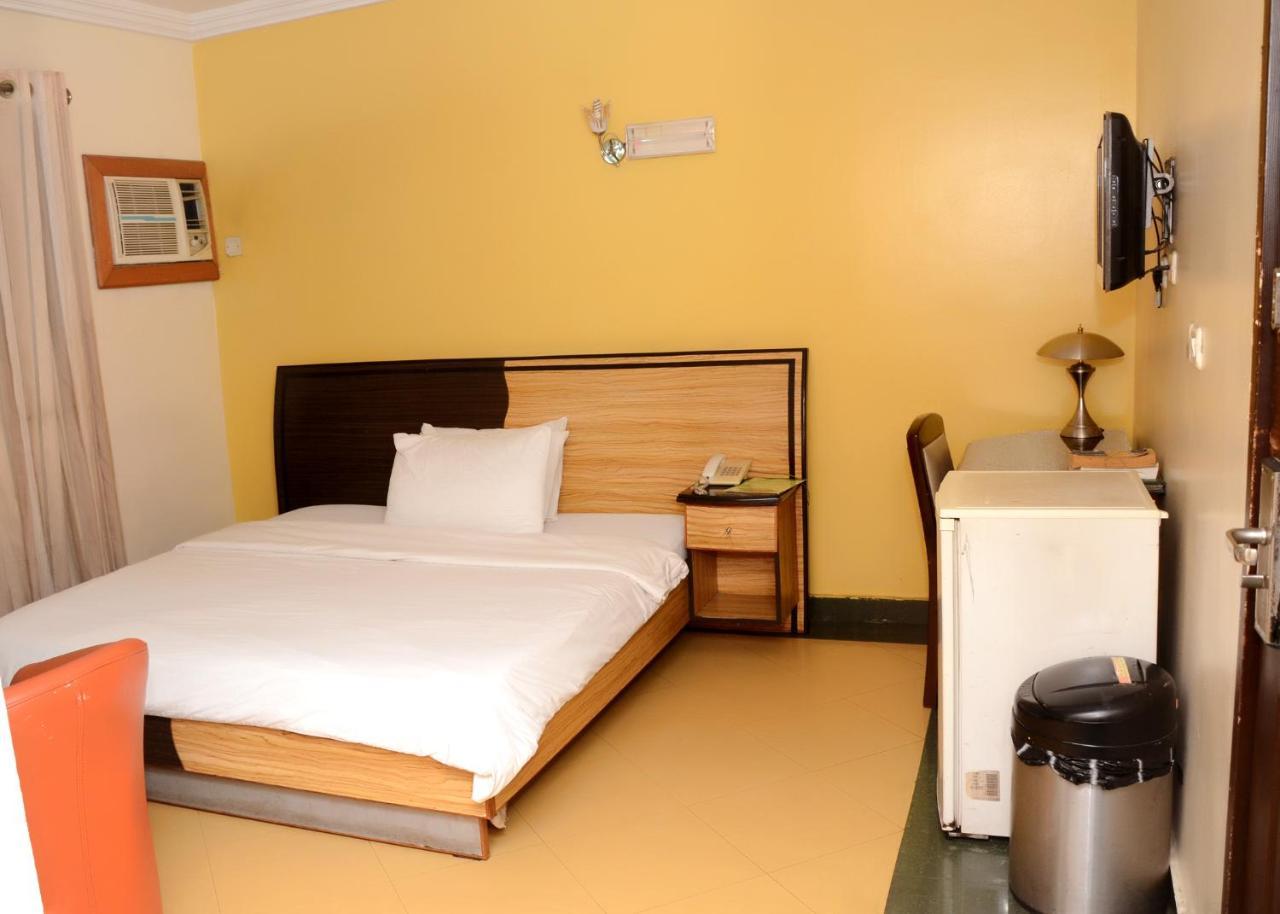 Terrace Green Hotels & Suite Лагос Экстерьер фото